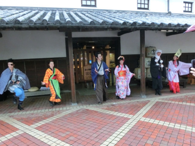 土・日はうどん県 おいで まいキャラバン隊へ