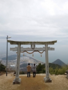 【天空の鳥居（高屋神社）】2月平日通行止め。土・日・祝日のみシャトルバス運行中。